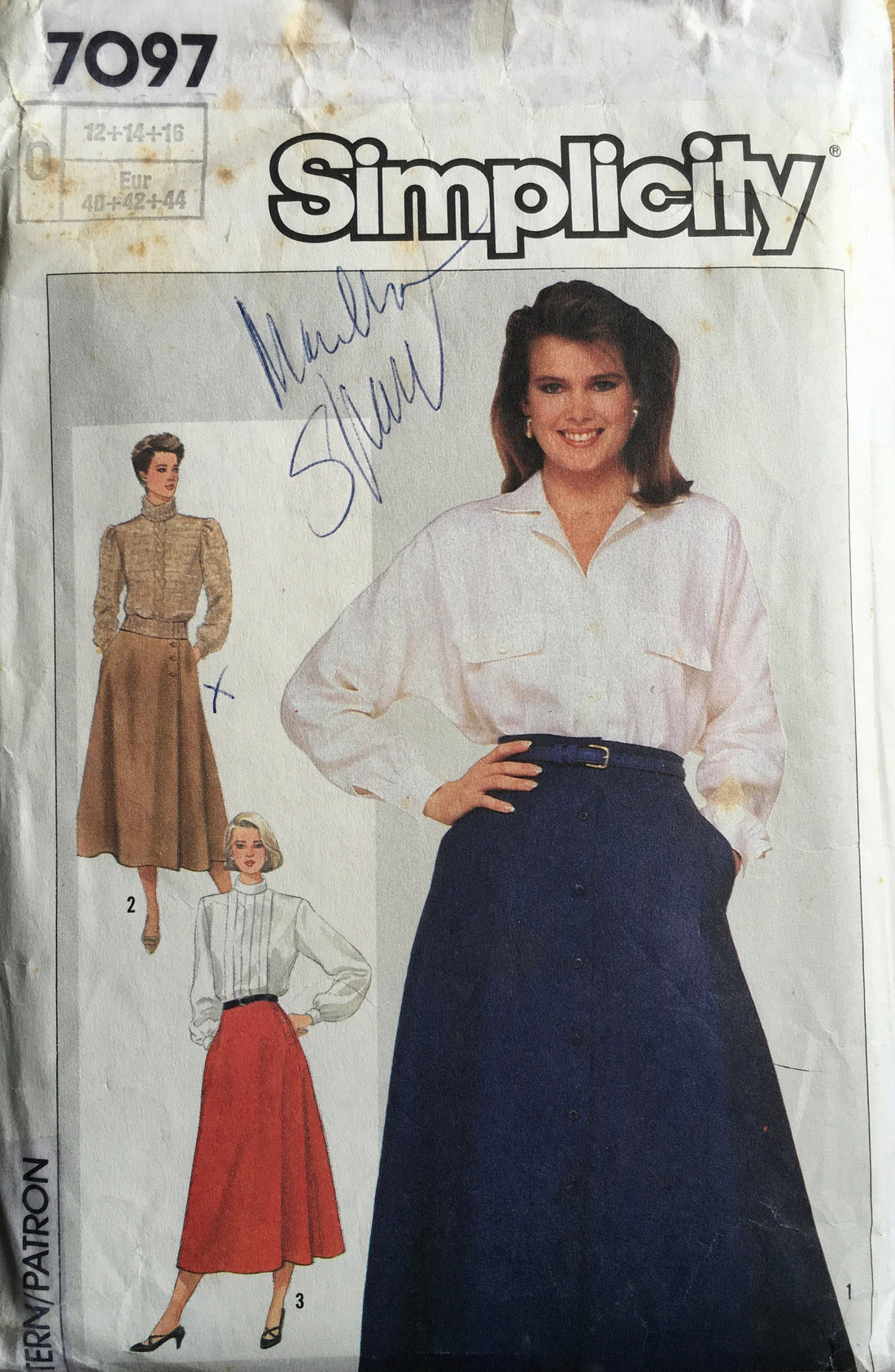Simplicity 7097 Sewing Pattern (Vintage) CUT
