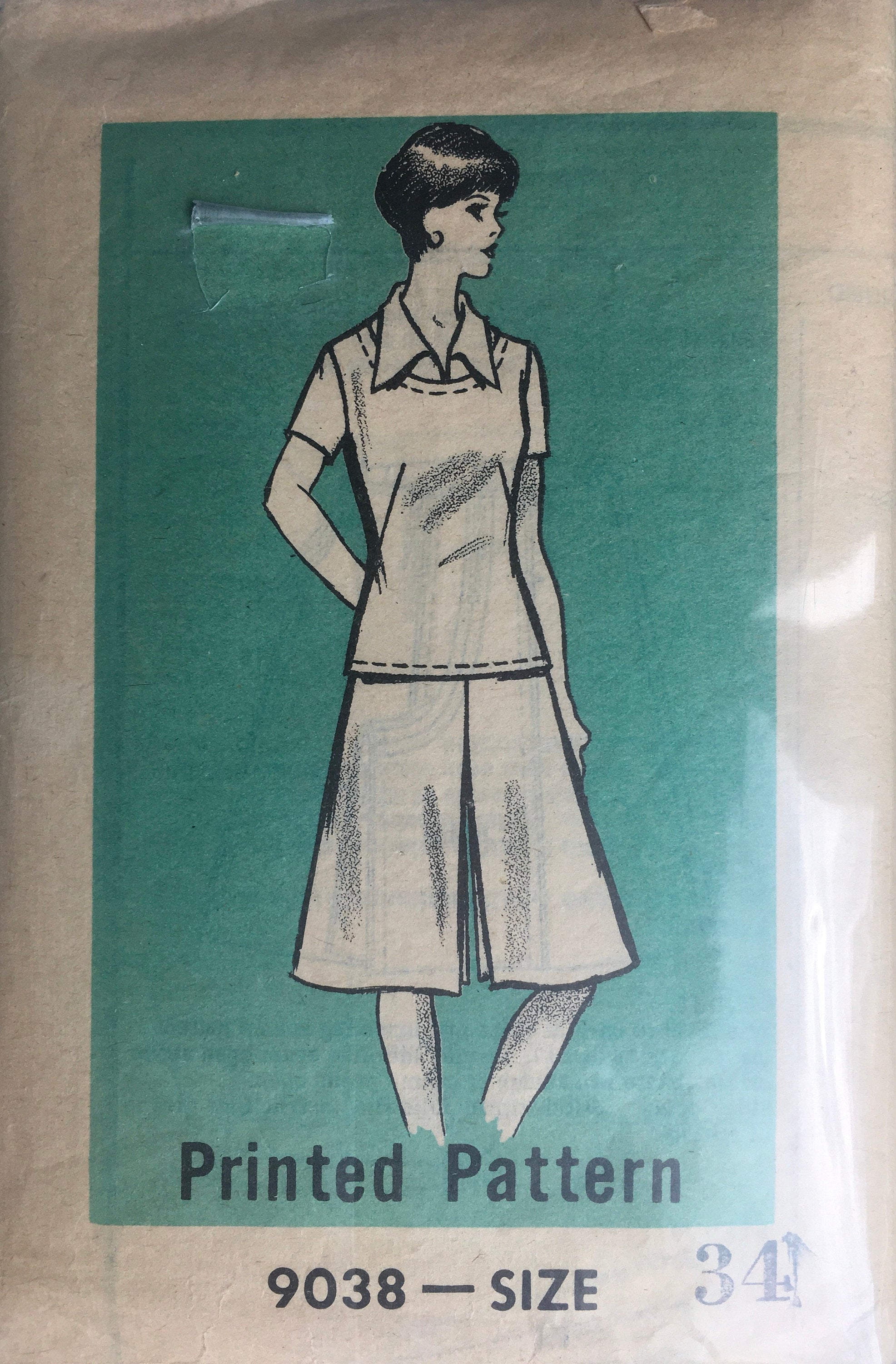 Prominent Designer 9038 Sewing Pattern (Vintage) CUT