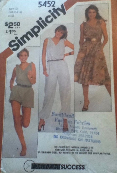 Simplicity 5452 Sewing Pattern (Vintage) CUT