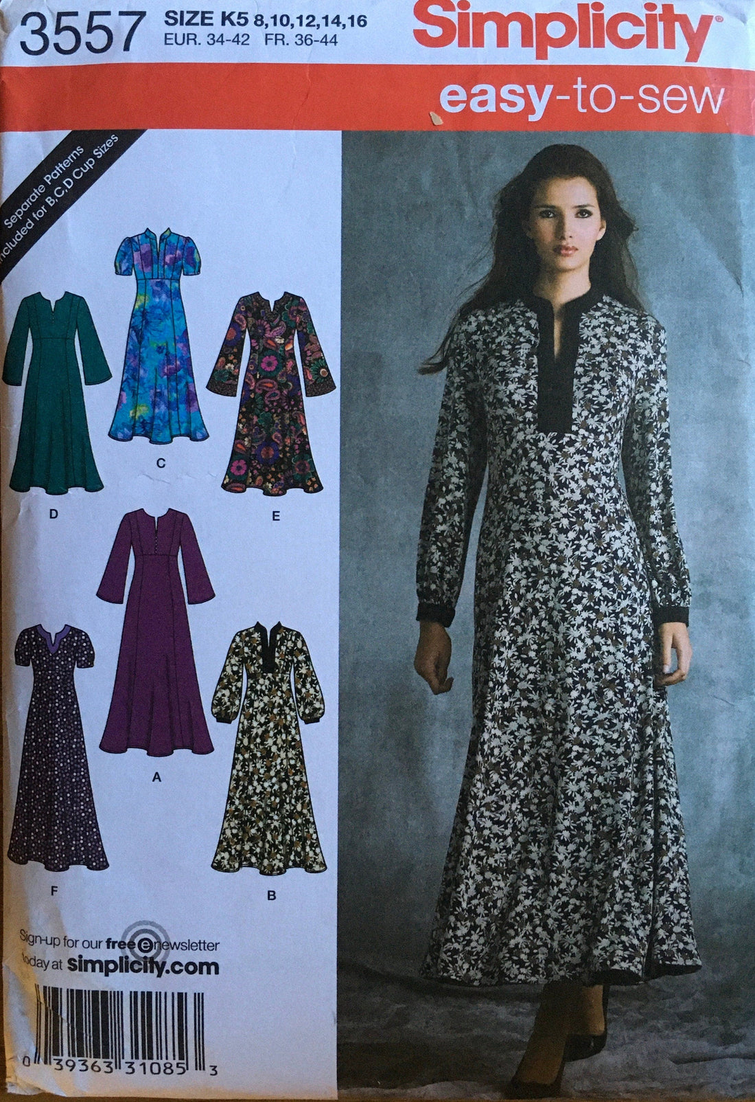 Simplicity 3557 Sewing Pattern CUT