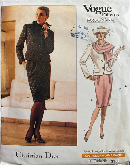 Vogue 2366 Sewing Pattern (Vintage) UNCUT