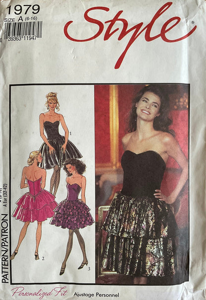 Style 1979 Sewing Pattern (Vintage) UNCUT