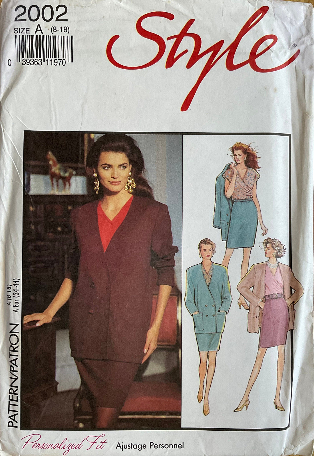 Style 2002 Sewing Pattern (Vintage) UNCUT