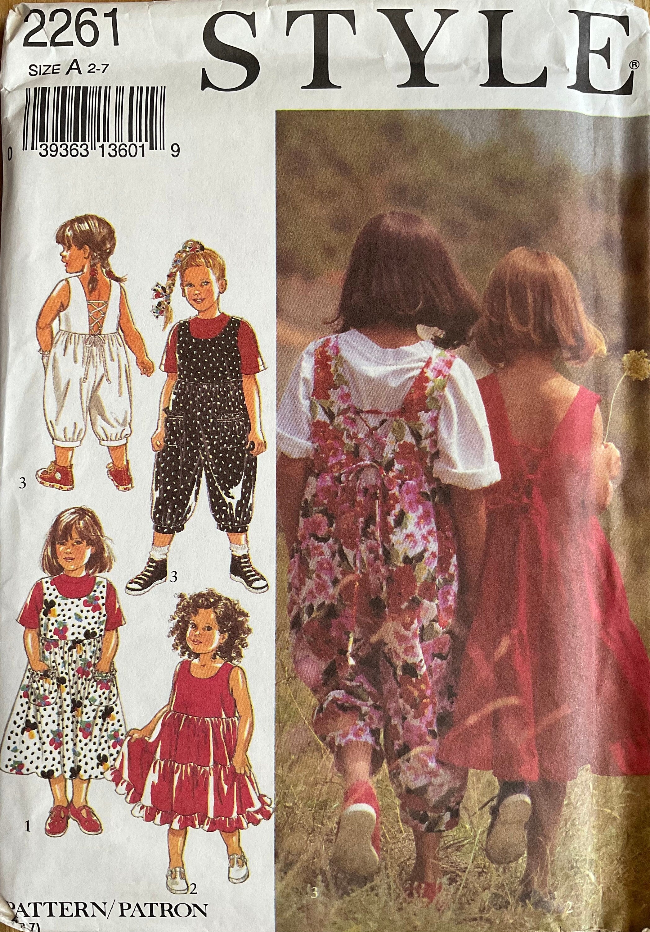 Style 2261 Sewing Pattern (Vintage) UNCUT