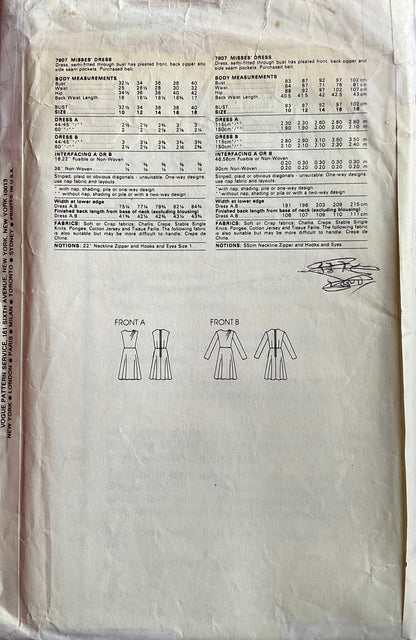 Vogue 7907 Sewing Pattern (Vintage) CUT