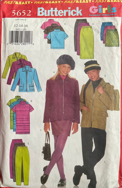 Butterick 5652 Sewing Pattern (Vintage) CUT